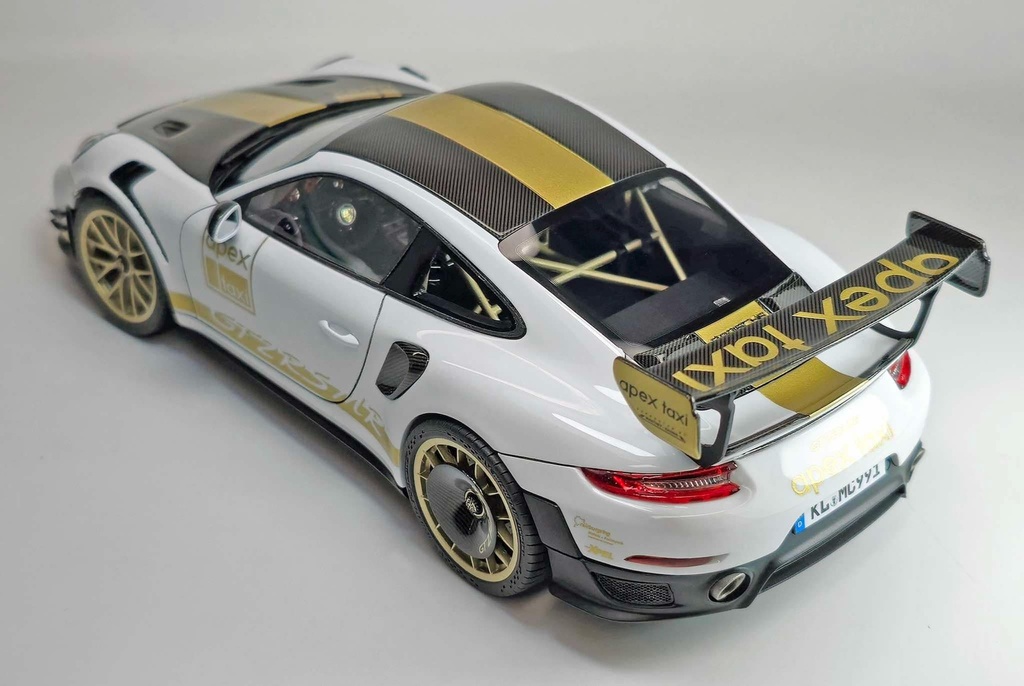 KITBOX-PZY - 1/24 PORSCHE 911 GT2RS (991.2)