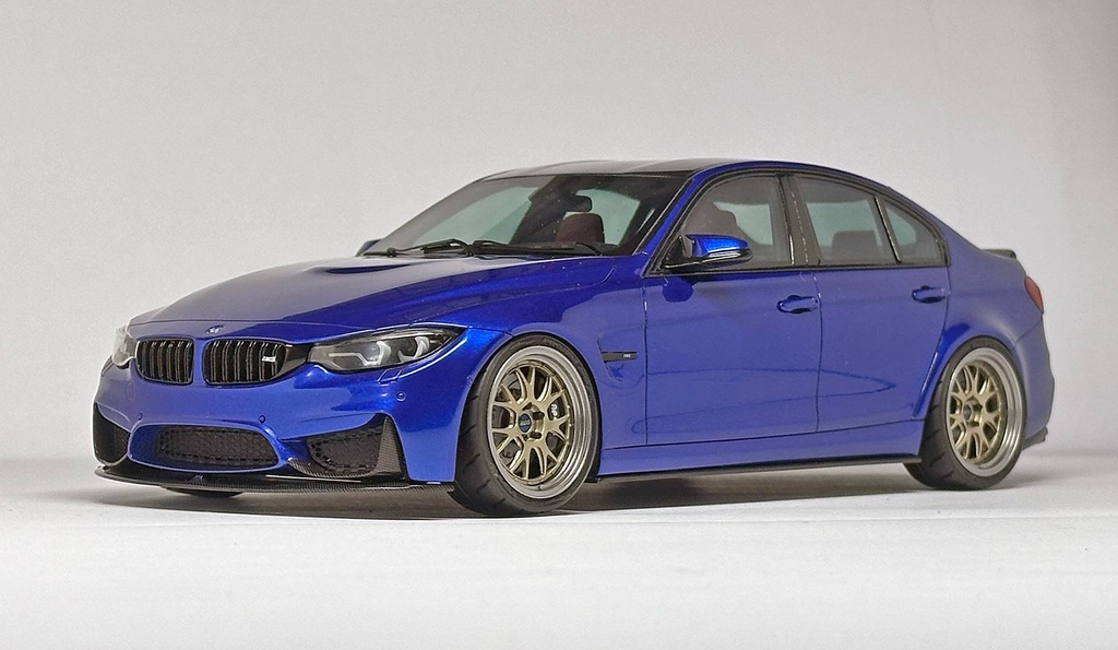KITBOX-PZY - 1/24 BMW M3 (F80) DELUXE EDITION